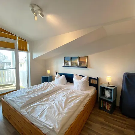 Haus Ruegenscher Bodden Whg 8 Und Whg 9 Mit Meerblick