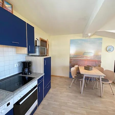 Haus Ruegenscher Bodden Whg 8 Und Whg 9 Mit Meerblick Apartmán *